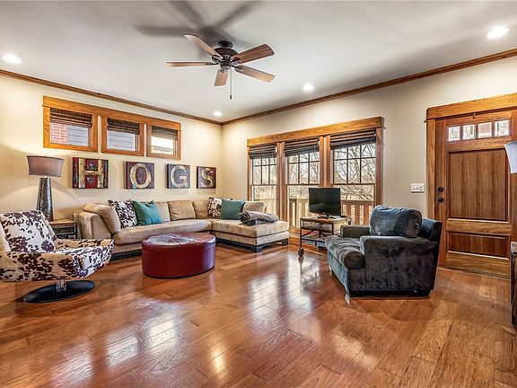 5th image of 1850 N September Stroll Ln