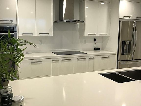 3rd image of 251 Crandon Blvd APT 1226