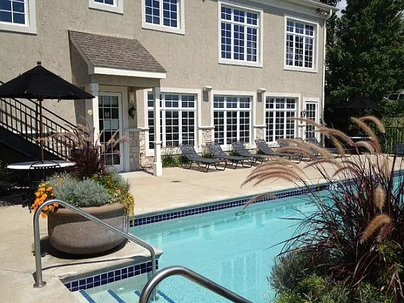 Sanctuary of Lake Villa Heated Pool
