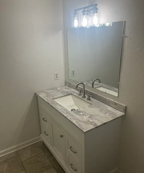 37430 W Hillside Dr — Photo 5