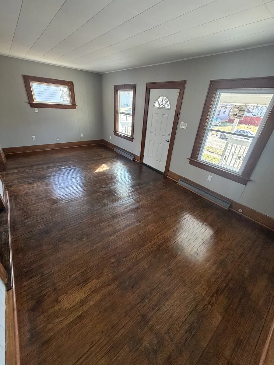 Building Photo - 3009 Holton Ave