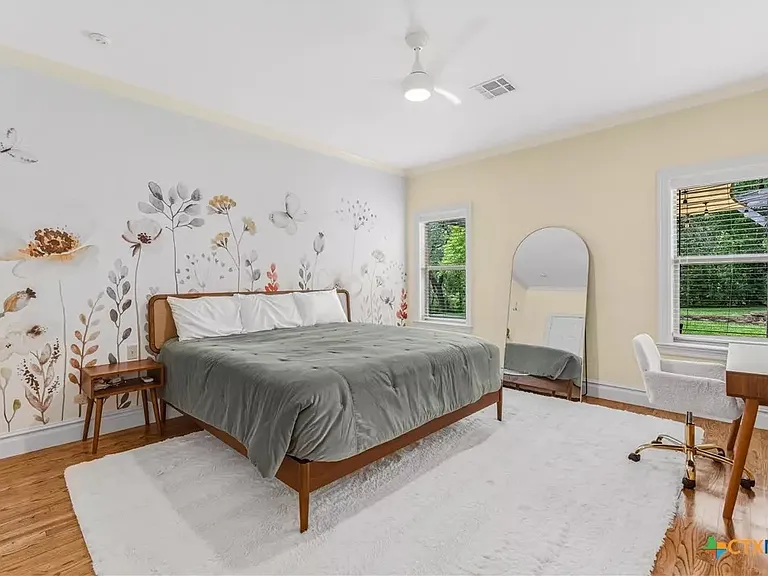 3201 Edward Dr — Photo 33