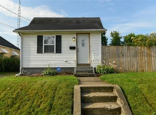 2704 17th St SW, Canton, OH 44706