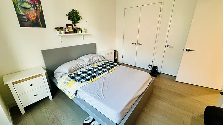 Rented by Keller Williams NYC | media 14