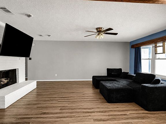 3rd image of 48 Ranch House Loop