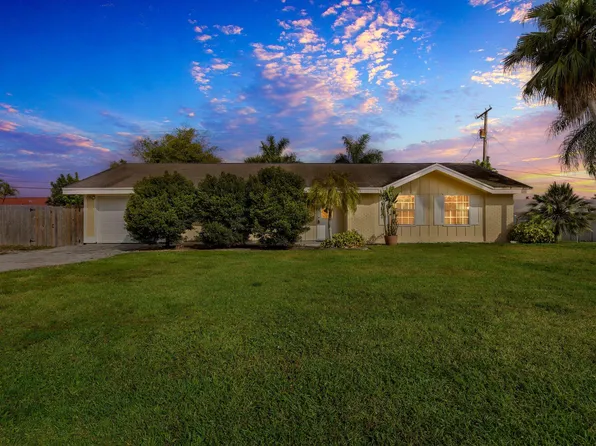 9199 Lantern Drive, Lake Worth, FL 33467