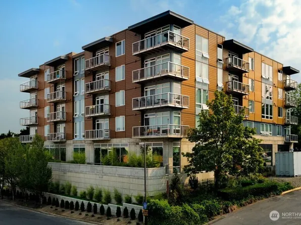 11415 Slater Avenue NE #204, Kirkland, WA 98033