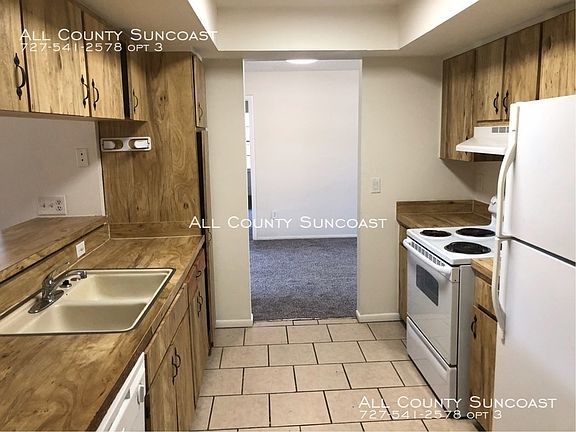 3rd image of 3202 Orchard Dr
