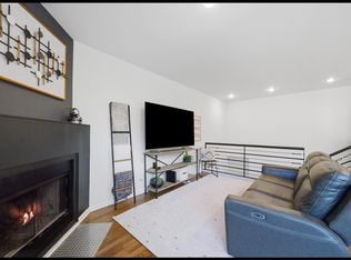 2343 N Greenview Ave #105, Chicago, IL 60614