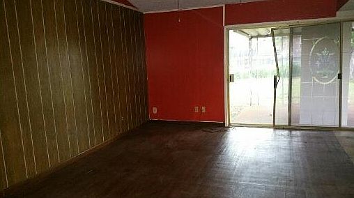2nd image of 408 NW 75th St #Townhouse