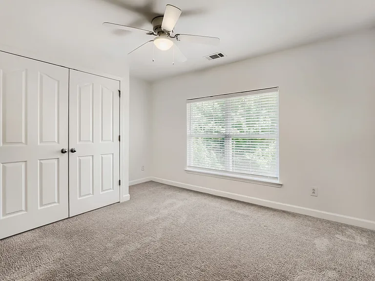Bedroom 2 without furniture