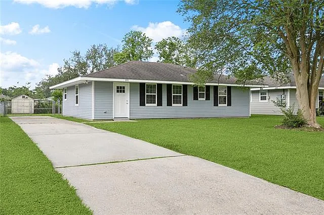 105 Tiemaker Rd — Photo 1
