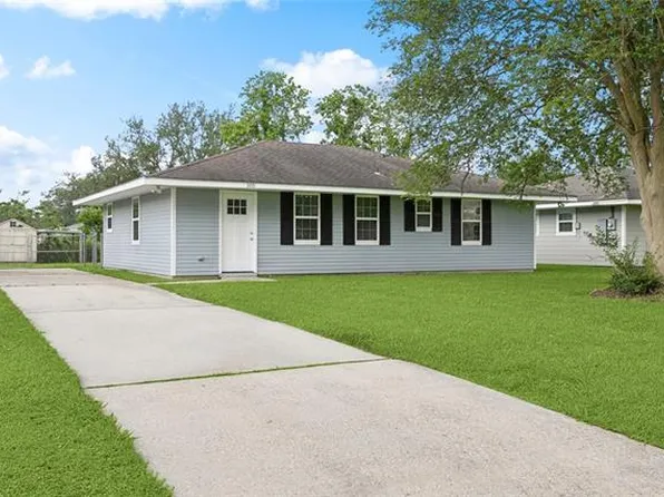 105 Tiemaker Rd, Belle Chasse, LA 70037