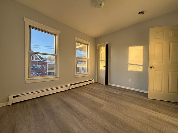 5th image of 360 Washington Ave #3F