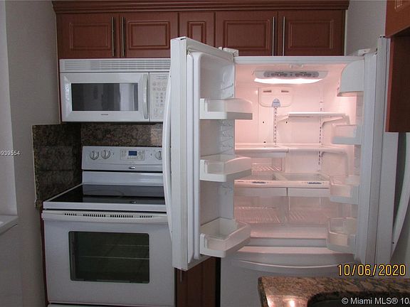 4th image of 10000 NW 80th Ct APT 2515