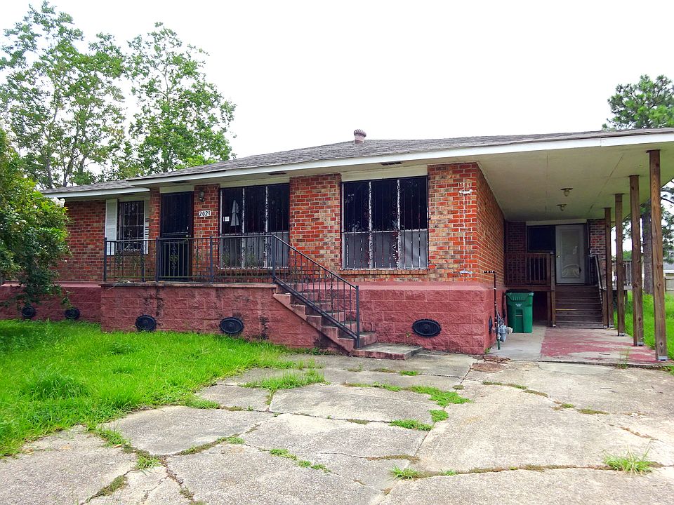 1st image of 2021 Waters Dr