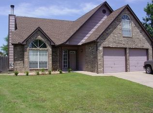9701 S 93rd Ave E, Tulsa, OK 74133