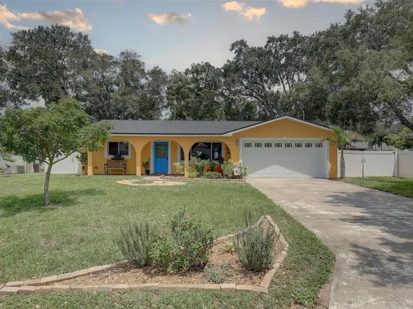 13447 99th Ave, Seminole, FL 33776