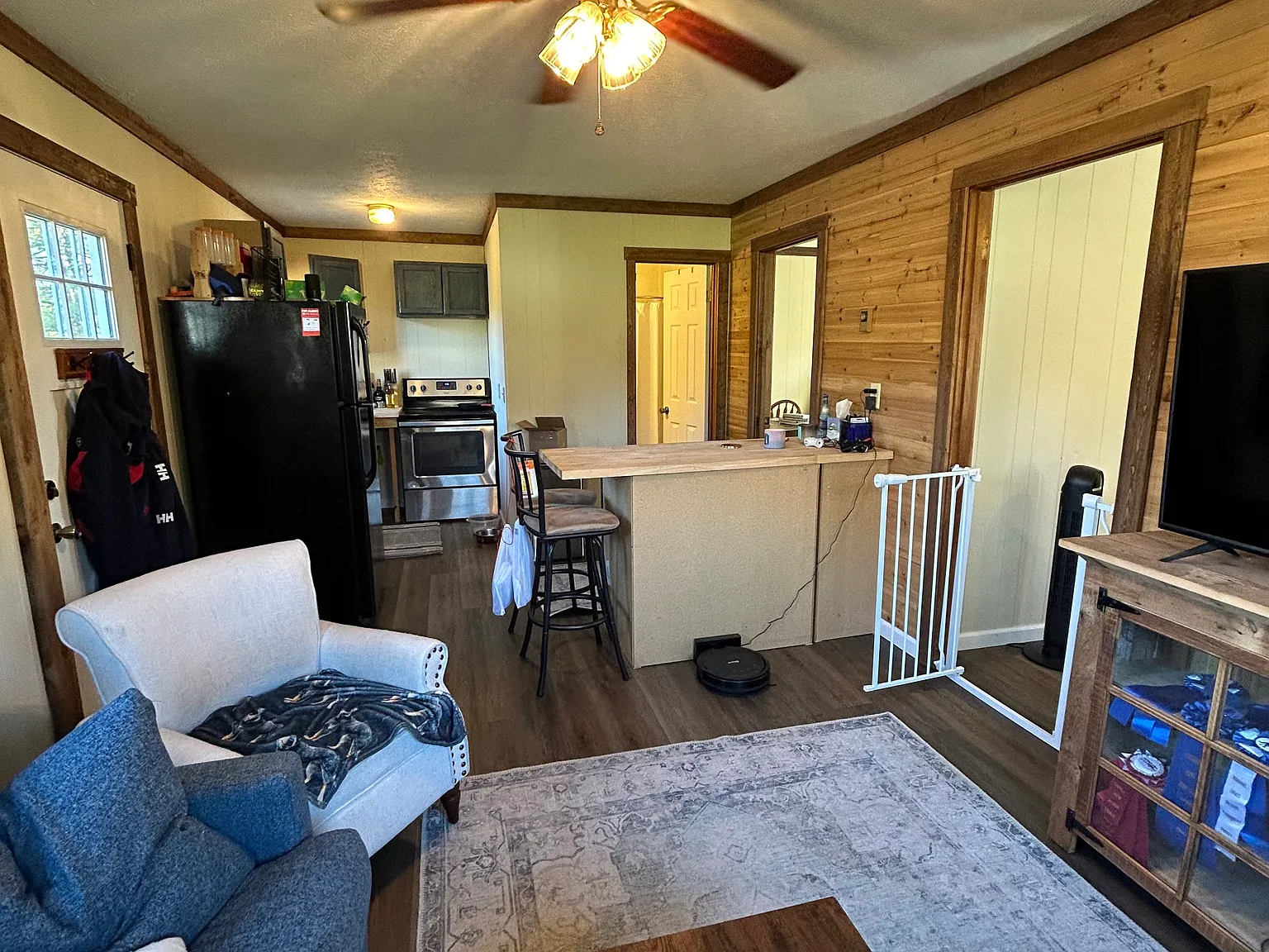 2 bed, 500 sqft, $1,000 — Photo 2