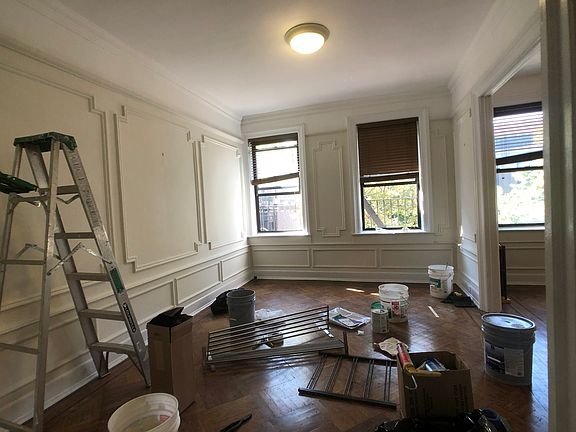 2nd image of 229 Saint Johns Pl APT 3B