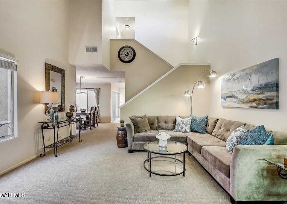 1st image of 476 N Via Colinas