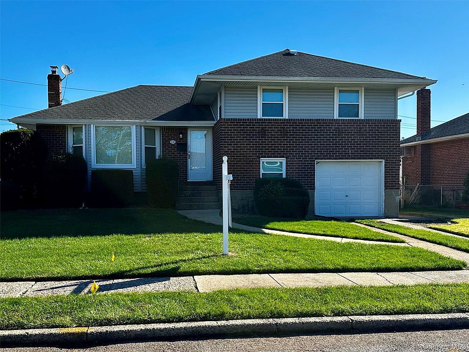 1st image of 236 Bertram Place