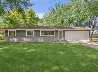 4943 Turtle Ln W, Shoreview, MN 55126