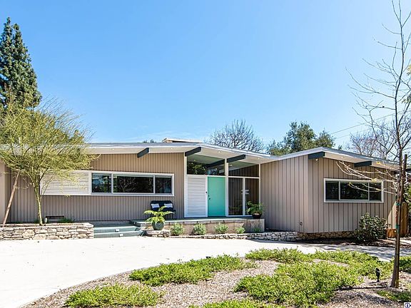 2nd image of 4804 Palm Dr