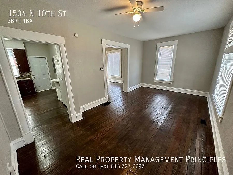 Spacious, Renovated 3 Bedroom, 1 Bathroom Townhouse!! Deposit Free Living Available via Obligo! — Photo 2
