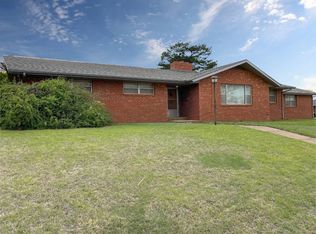 629 Apache Dr, Alva, OK 73717