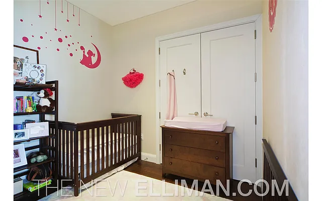 Sold by Douglas Elliman | media 20