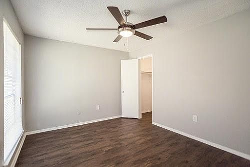 4th image of 1007 Cooper Square Cir APT 277