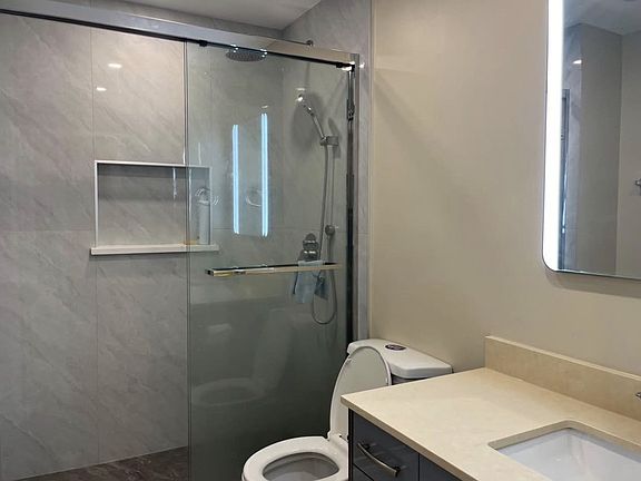 3rd image of 4102 Yuculta Cres #2