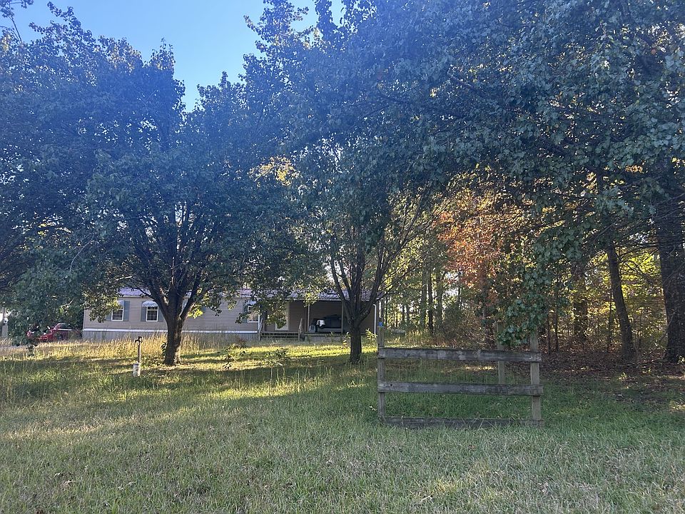 1st image of 441 Lakewood Dr