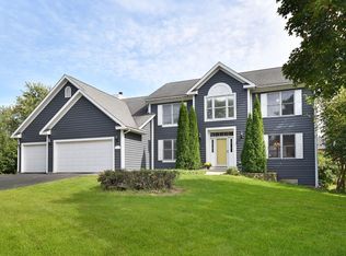 10N085 Trails End, Elgin, IL 60124