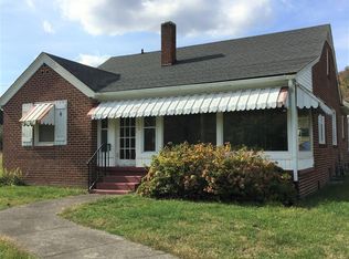 200 Park Dr, Narrows, VA 24124