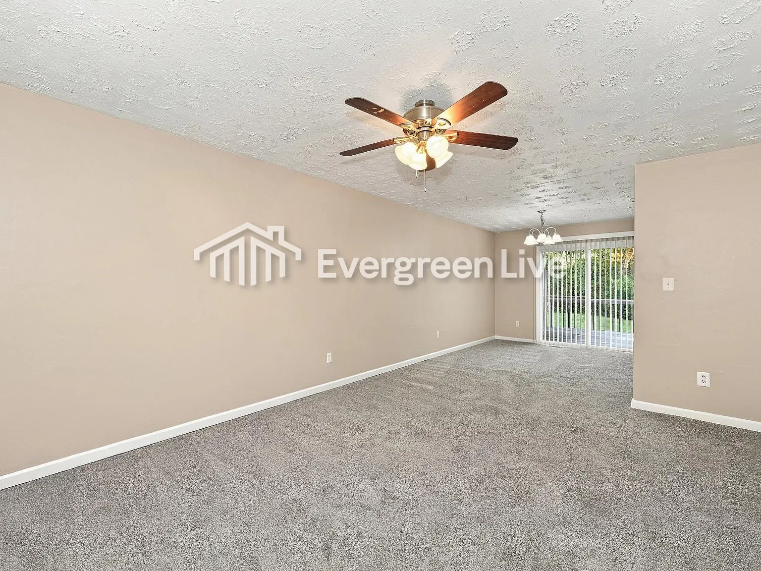 3 bed, 1.5 bath, 1674 sqft, $1,795 — Photo 3