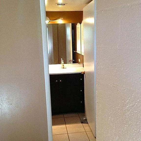 6236 N 16th St #21 — Photo 15