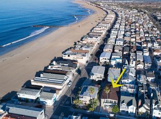 115 36th St APT A, Newport Beach, CA 92663