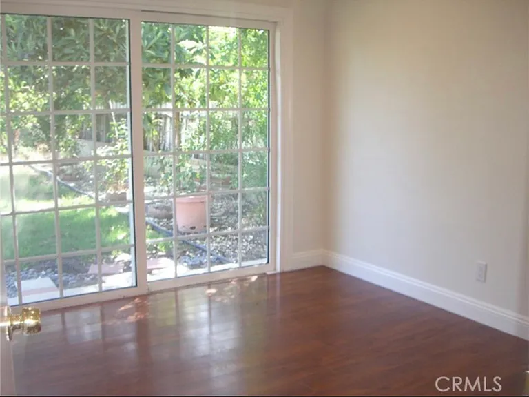 20447 Coulson St — Photo 12