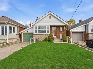 8 Memorial Park Ave, Toronto, ON M4J2J6