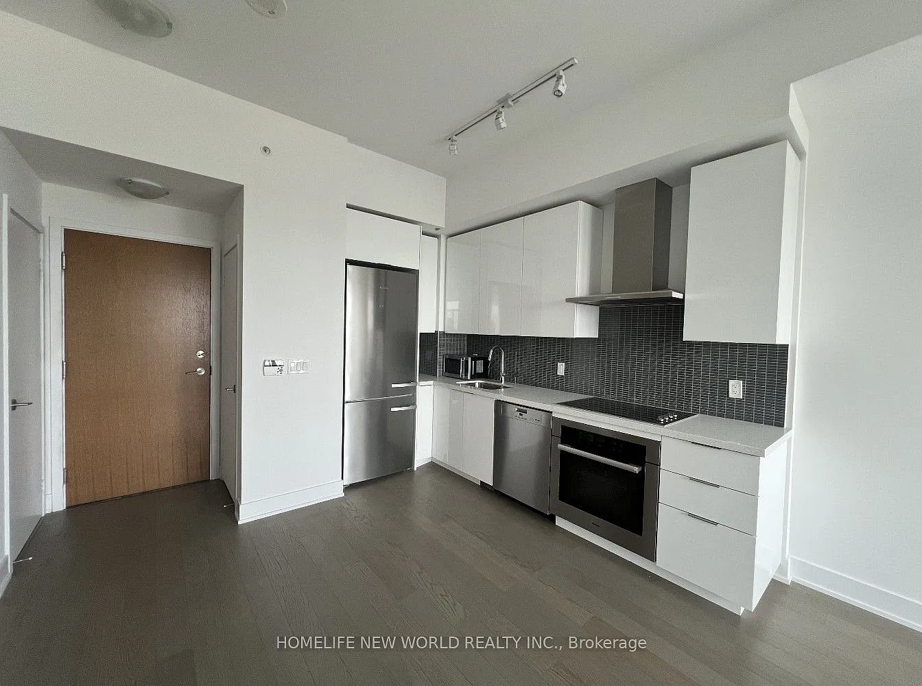 1 bed, $2,550 — Photo 1