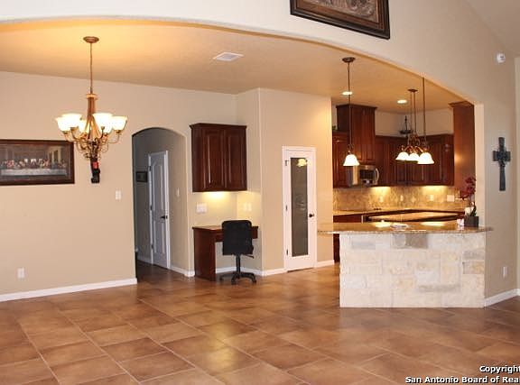 5th image of 121 Abrego Run Dr