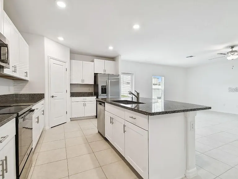 6335 Ten Acre Ct — Photo 9