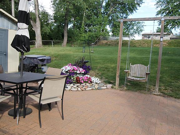 2nd image of 5217 Ville Angela Ln
