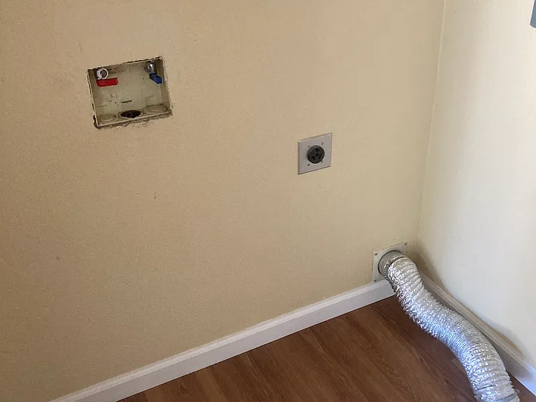 117 Coloma St — Photo 8