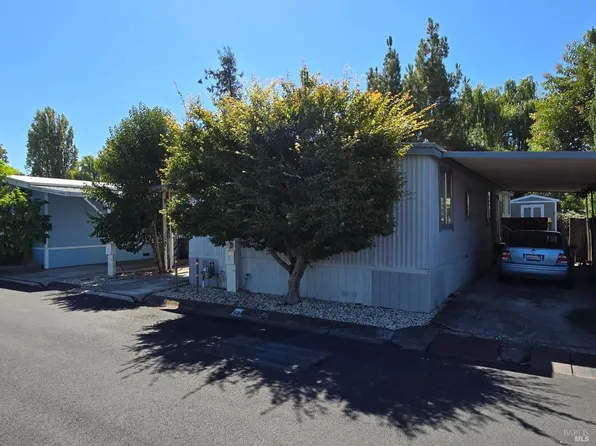 59 Madrigal Street, Rohnert Park, CA 94928