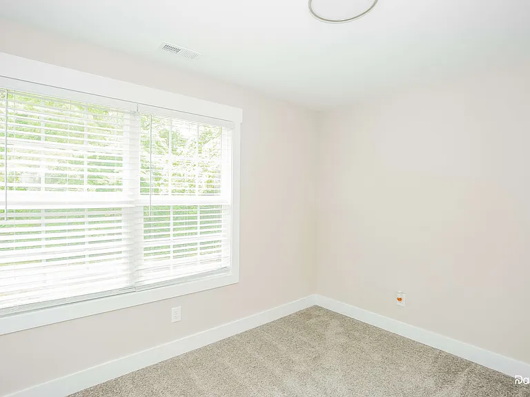 117 Fort Worth Ave — Photo 11