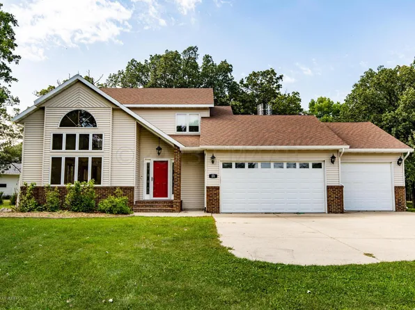 6501 3rd St N, Moorhead, MN 56560