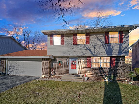 2nd image of 432 Fernwood Dr